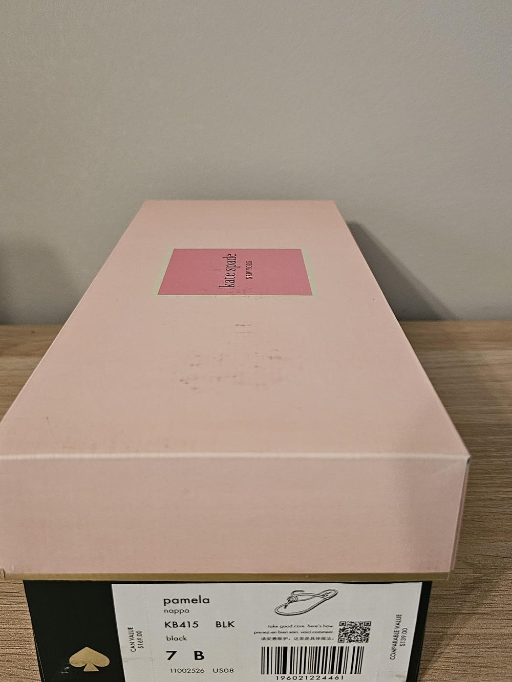 kate spade Pamela Nappa Black Thong Sandals New In Box - Picture 2 of 4